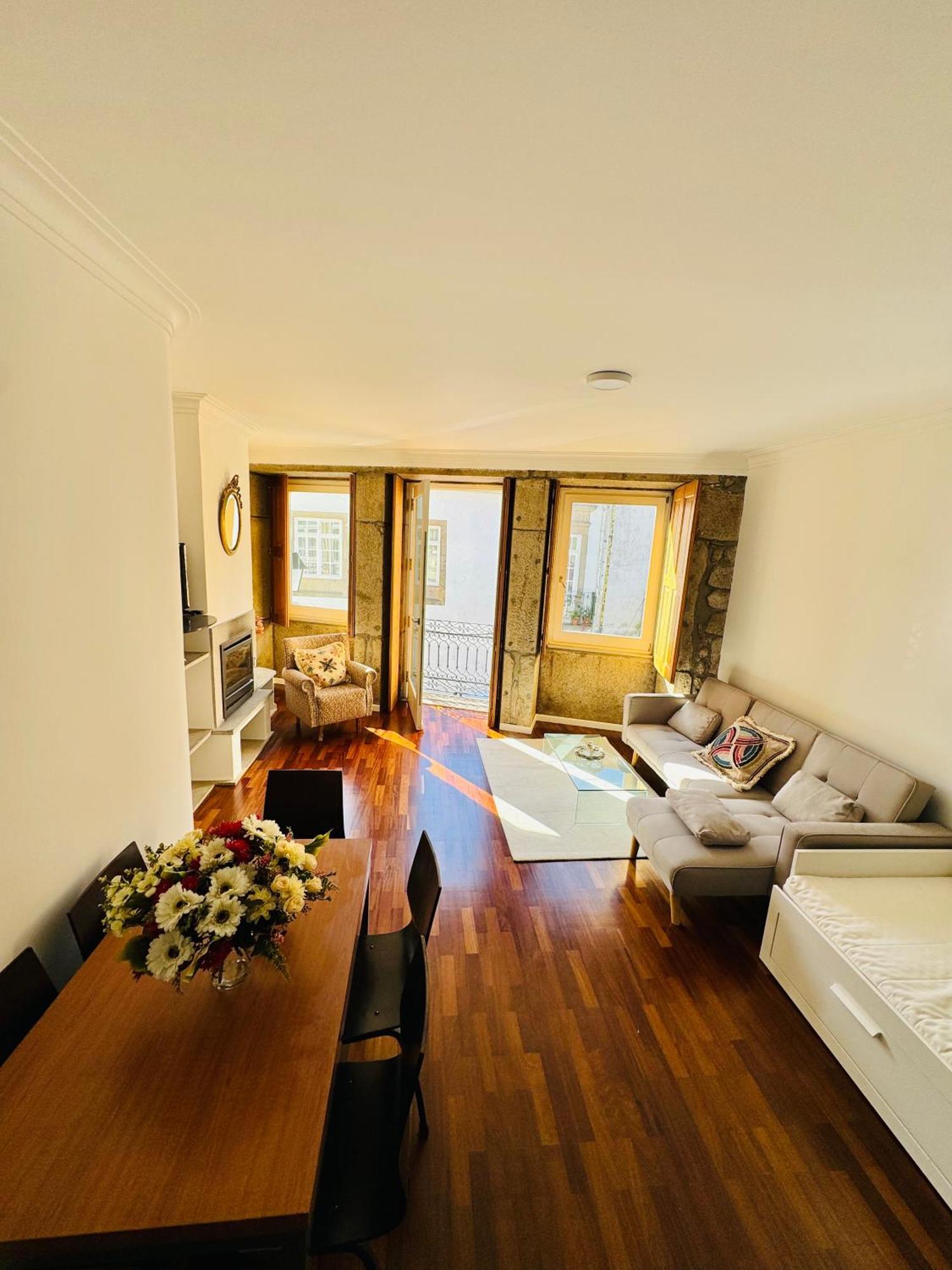 Altamira Rooms And Studio เวียนา โด กัสเตโล ภายนอก รูปภาพ
